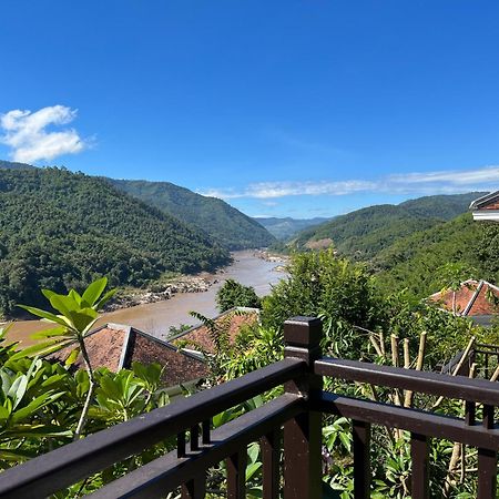 Le Grand Pakbeng Hotel Exterior photo